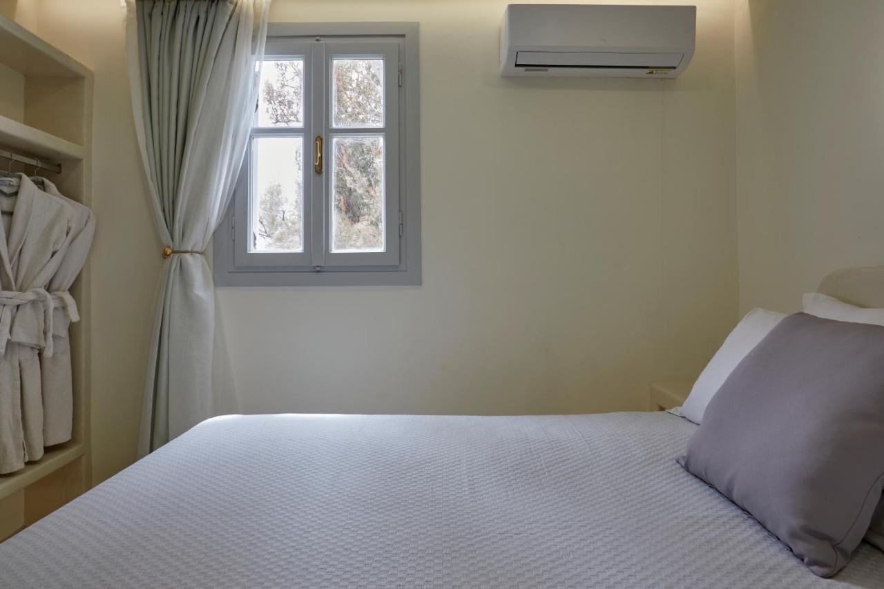 Soultouch Beachfront Villa 페리사 외부 사진